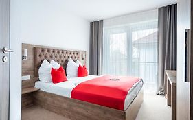 B&S Hotel